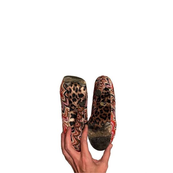 Betsey Johnson Multi Colored Platforms - 8.5 - Picture 4 of 7